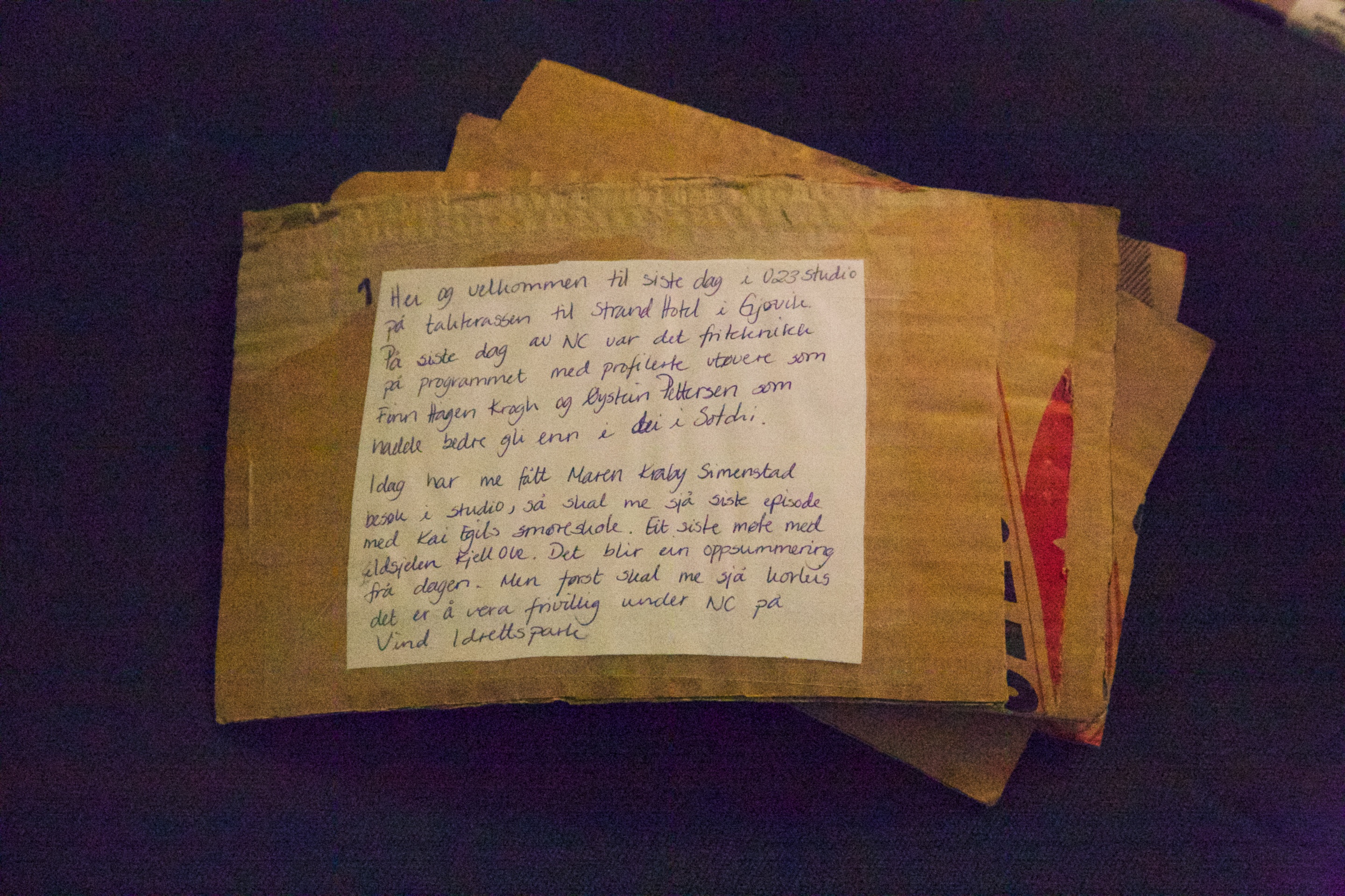 Cue-cards.